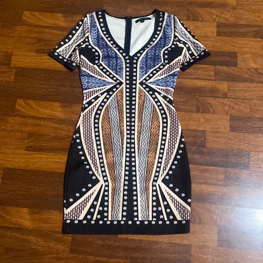 Women’s medium body con dress